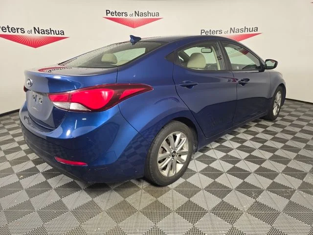 Used 2016 Blue Hyundai SE image 8