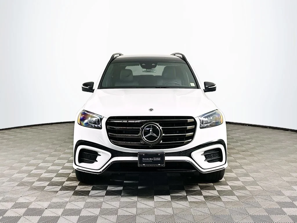 Used 2025  Mercedes-Benz GLS 450 image 2