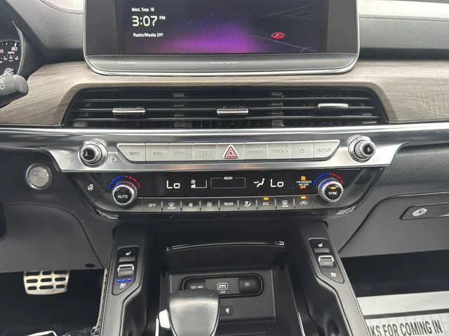 Used 2022 Black Kia SX image 21