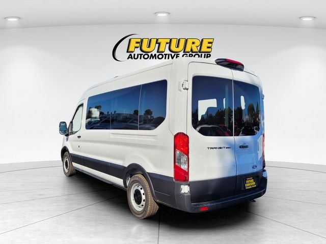 New 2026 Oxford White Ford Passenger Van XL image 30