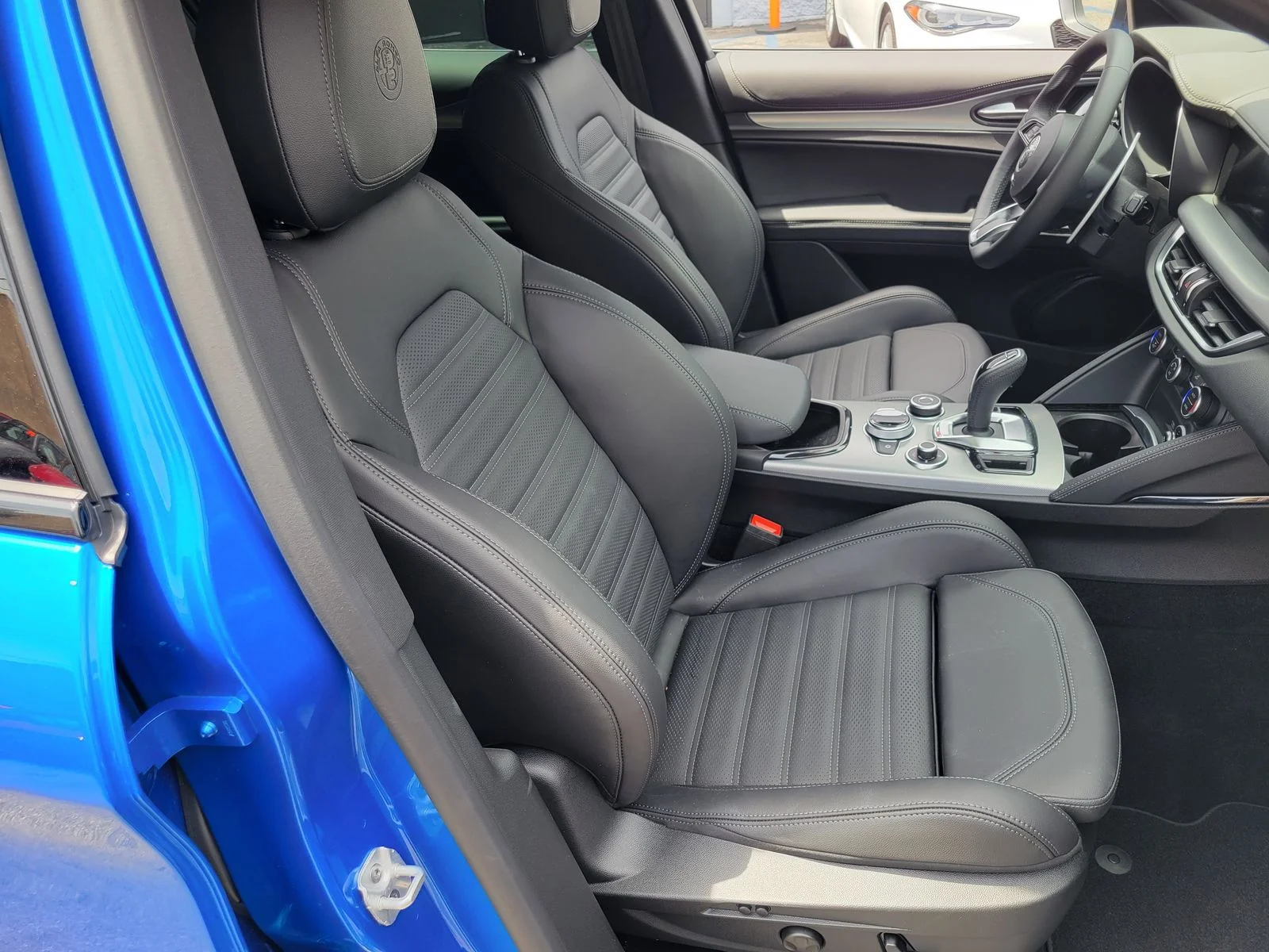 Used 2026 Blue Alfa Romeo Base image 19
