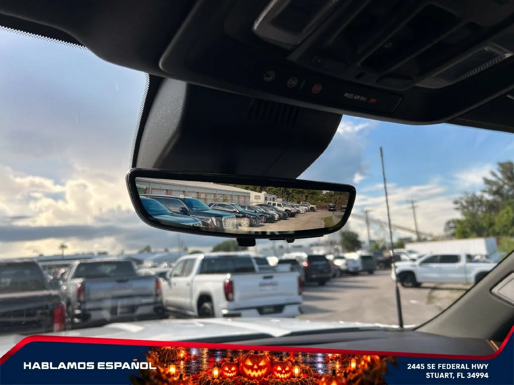 New 2026 Summit White GMC AT4 image 34