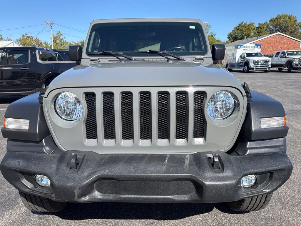 Used 2020 Gray Clearcoat Jeep Unlimited Sport S image 8