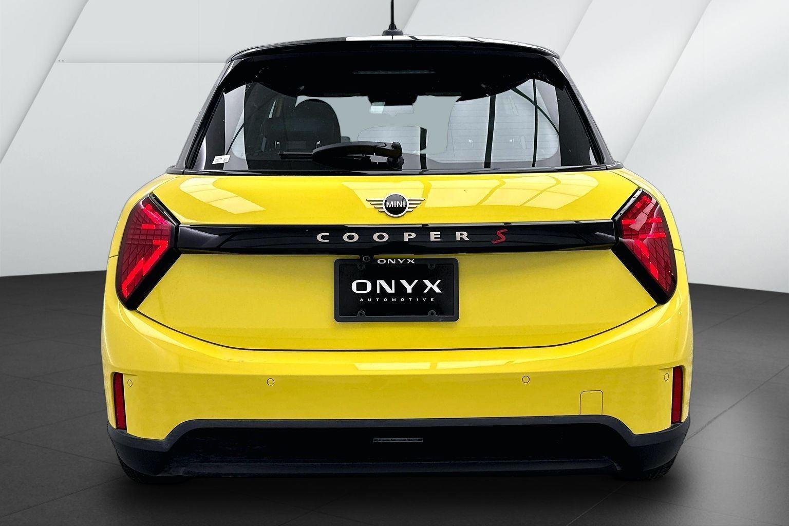 Used 2025 Sunny Side Yellow MINI Cooper S image 7