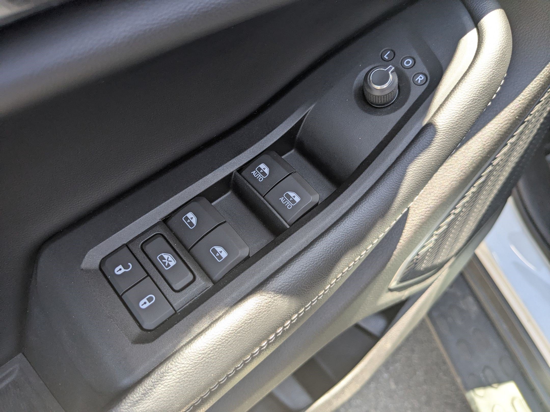 Used 2021 Bright White Clearcoat Jeep Altitude image 12