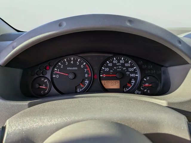Used 2018 Silver Nissan SV image 31