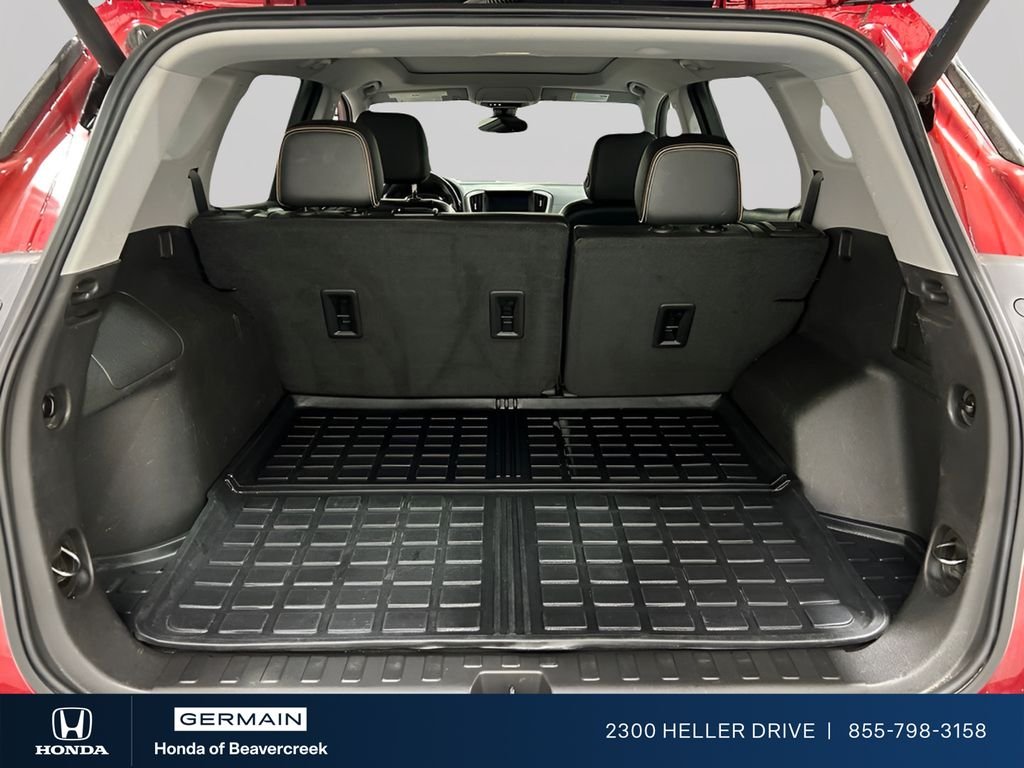 Used 2023 Volcanic Red Tintcoat GMC AT4 image 24