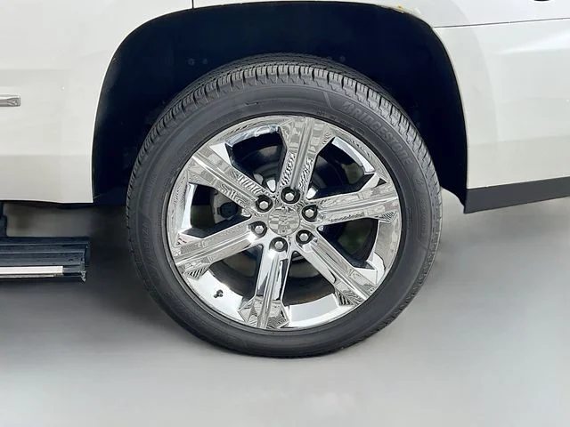 Used 2017 White GMC Denali image 41