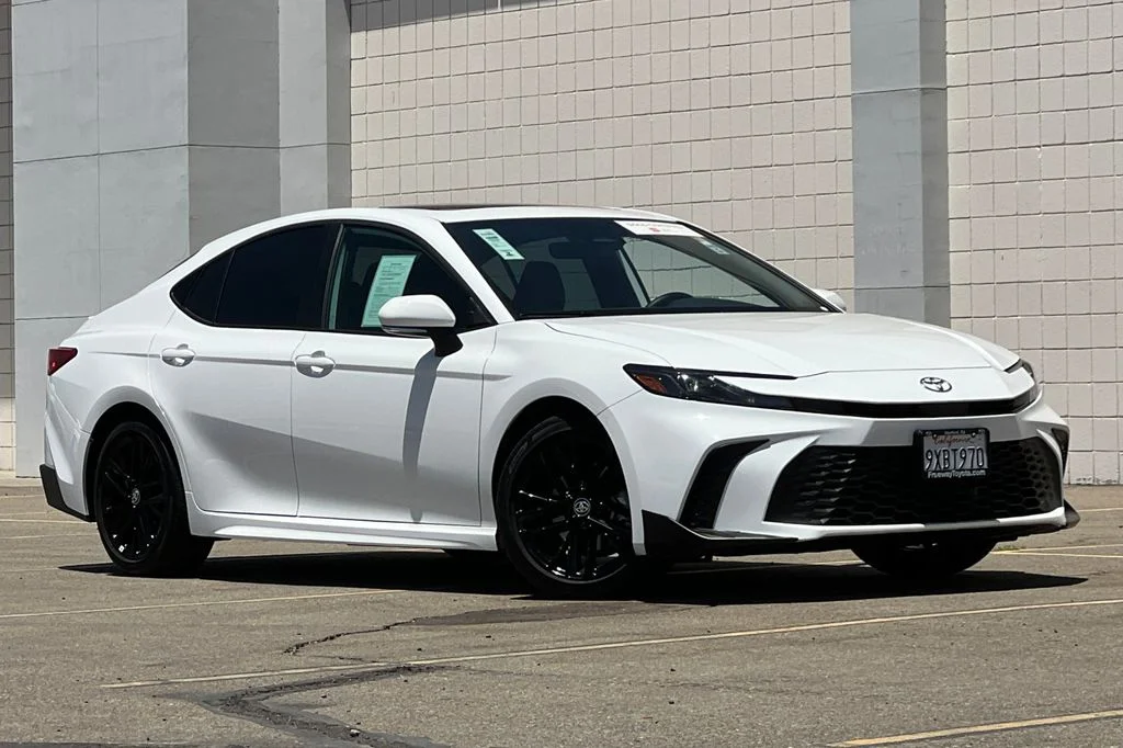 Certified Used 2026 White Toyota SE image 2