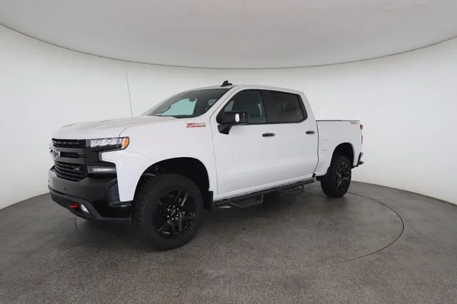 Used 2021 White Chevrolet LT Trail Boss image 7