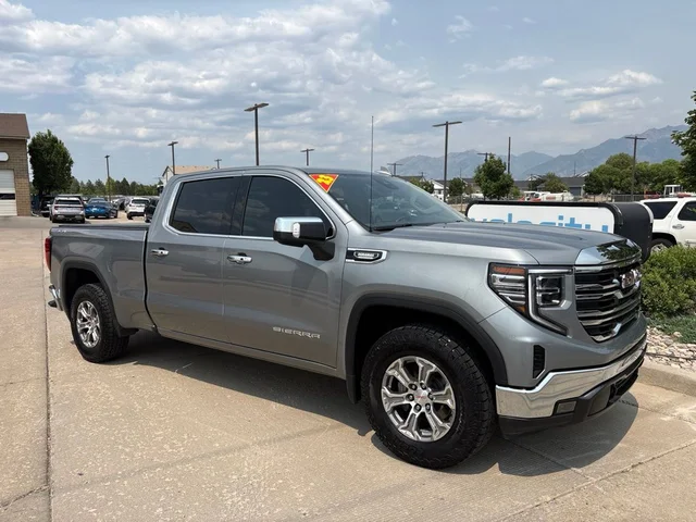 2023 GMC Sierra 1500 SLT