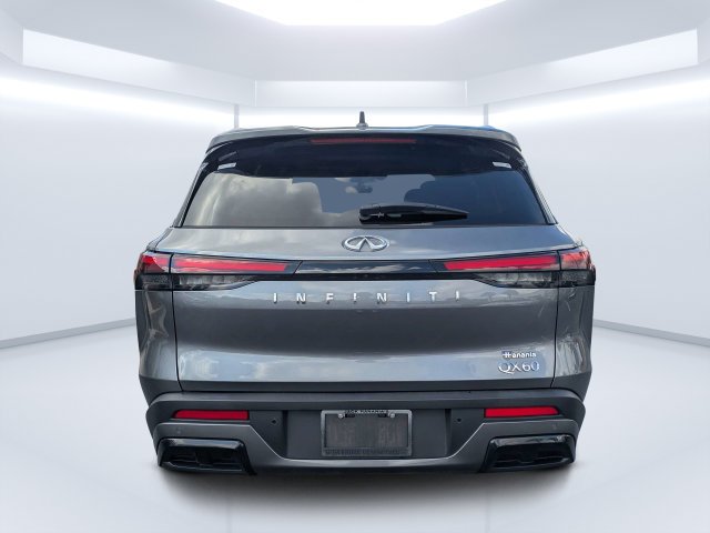 Used 2025 Gray INFINITI LUXE image 4