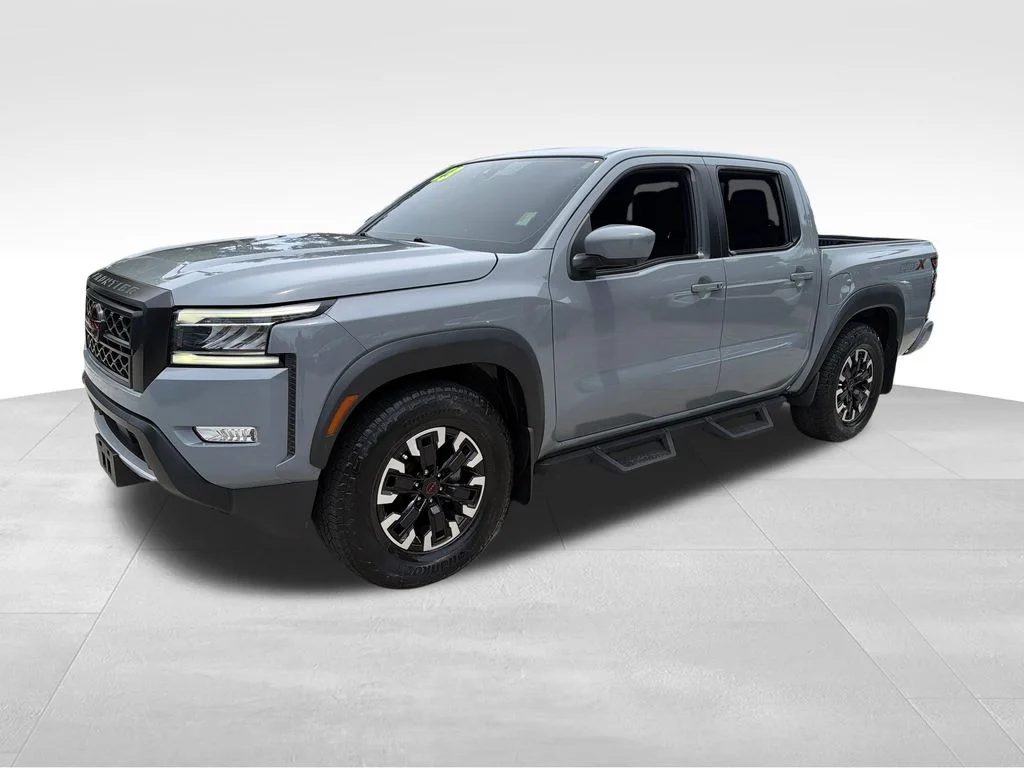 Used 2023 Gray Nissan PRO-X image 3