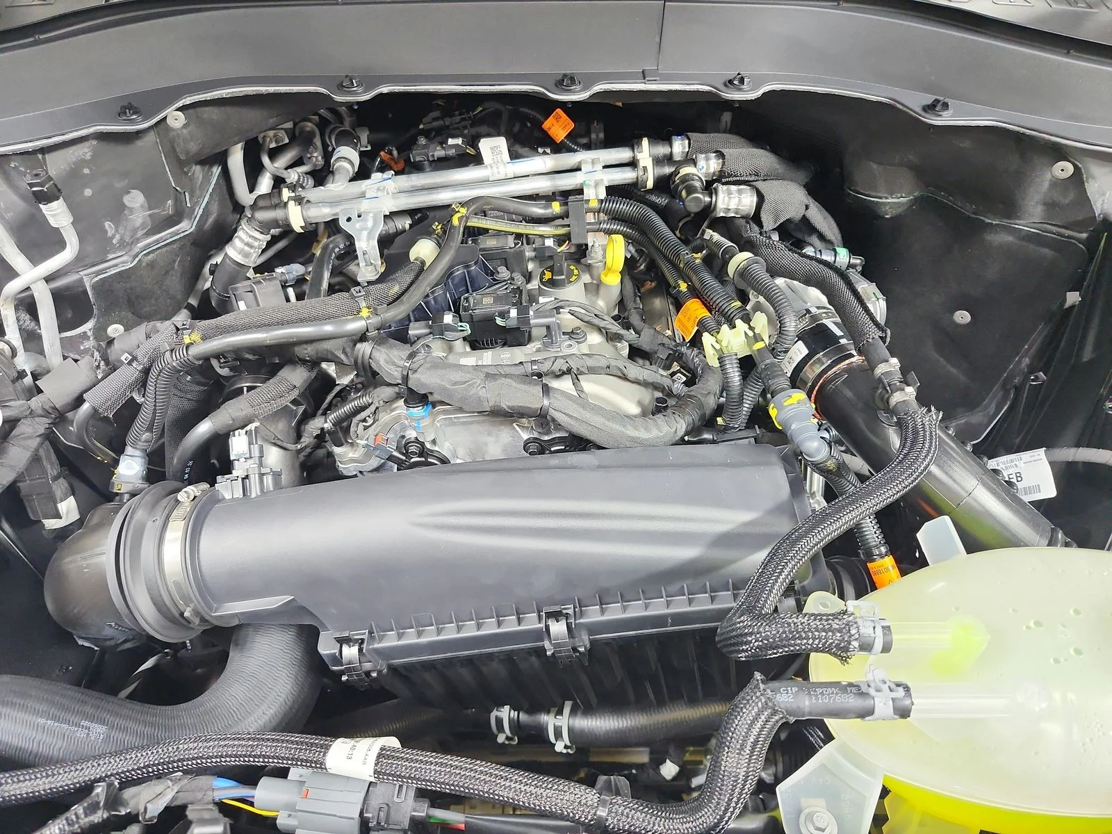 New 2026 Carbonized Gray Metallic Ford Active image 18