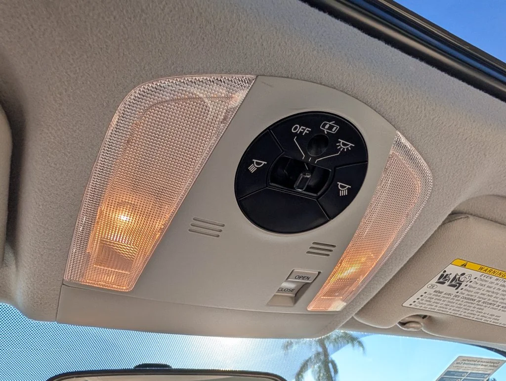 Used 2012 Beige Toyota Three image 20
