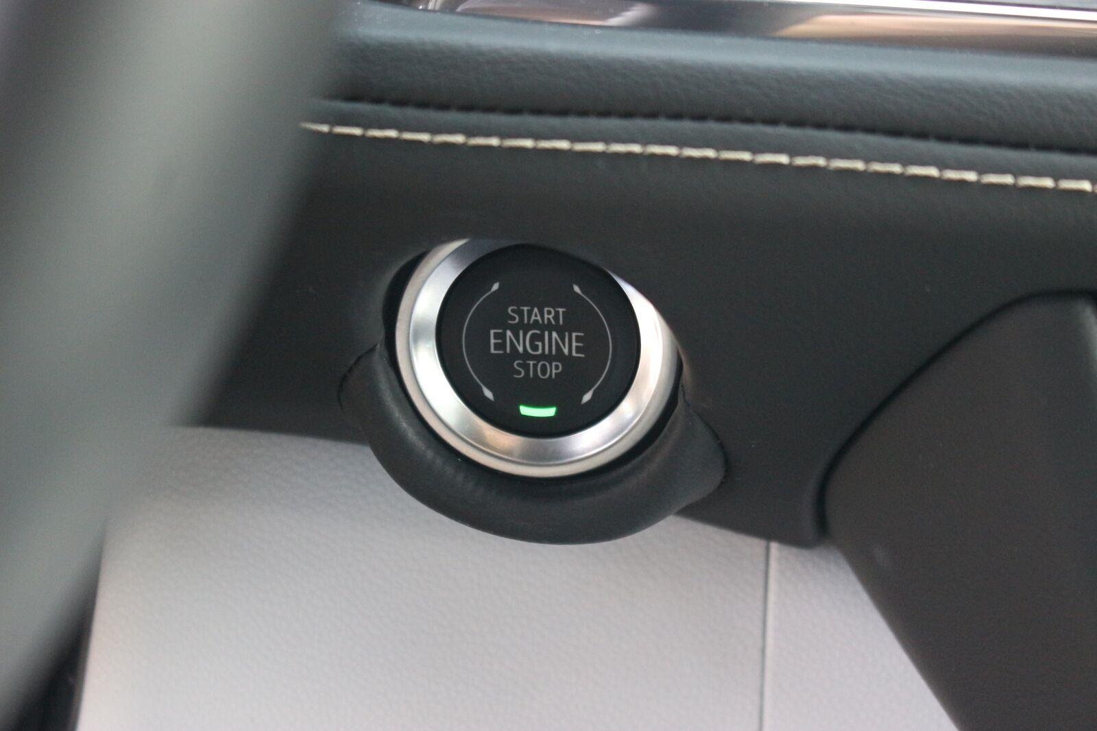 Used 2025 Black Chevrolet Premier image 31
