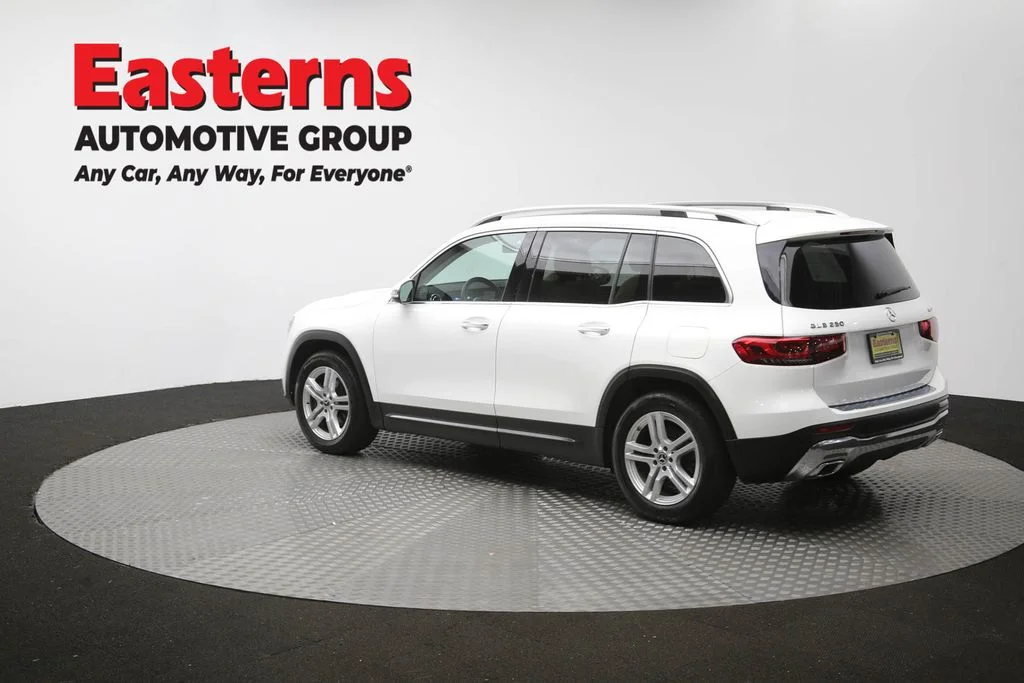 Used 2021 White Mercedes-Benz GLB 250 image 67