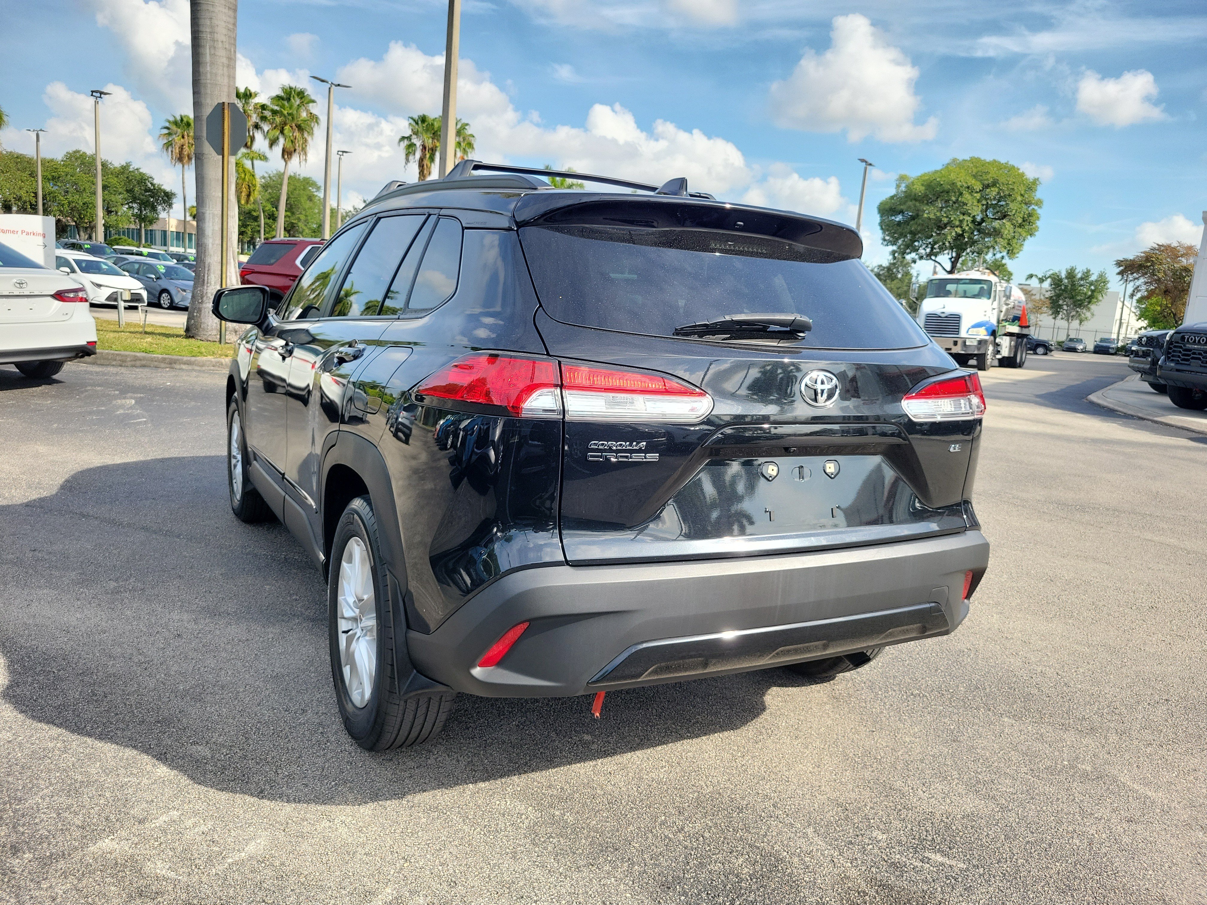 Used 2022 Jet Black Toyota LE image 7