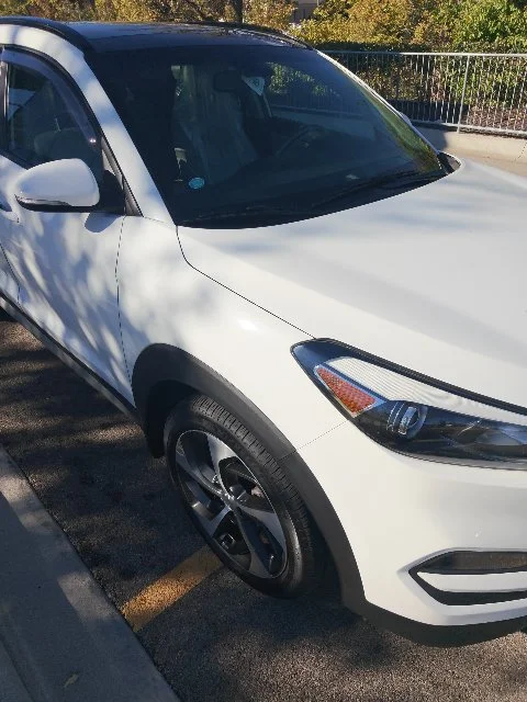 Used 2018 White Hyundai Value image 9