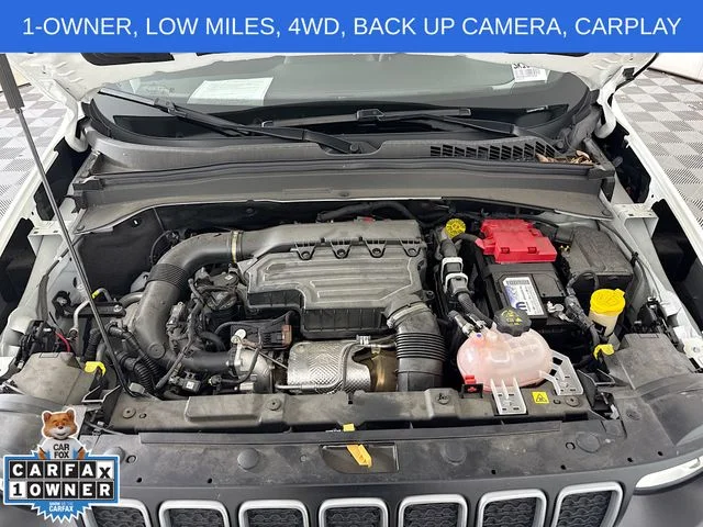 Used 2023 White Jeep Latitude image 28