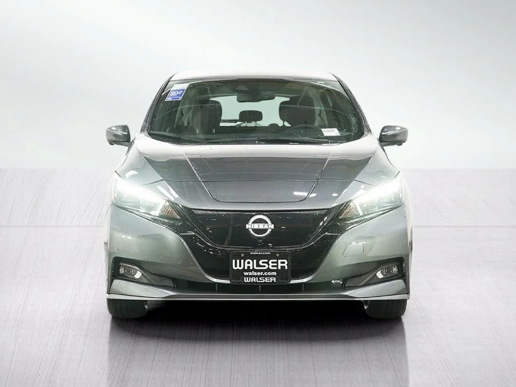 Used 2024 Gun Metallic Nissan SV Plus image 9