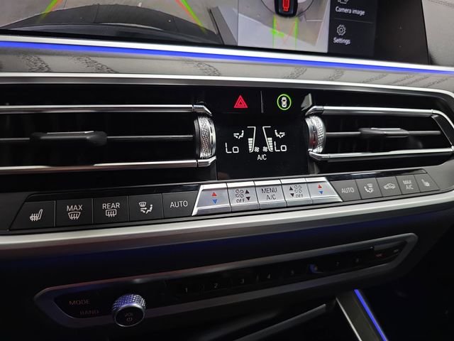 Used 2022 Black BMW M50i image 23