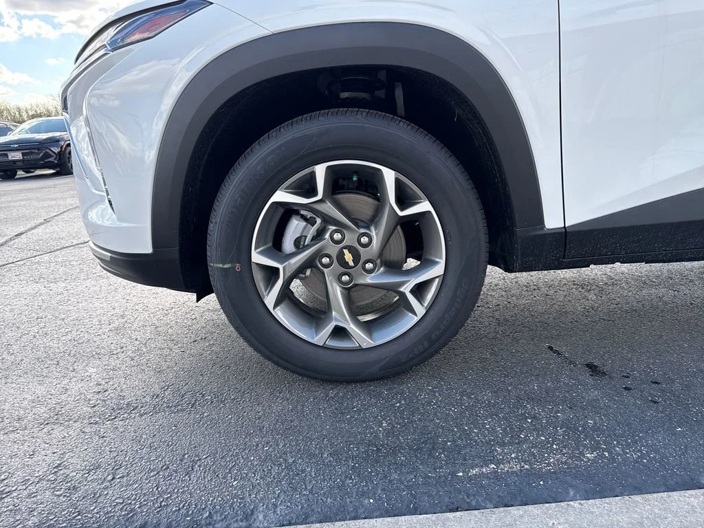 2026 Chevrolet Trax LT - Photo 26