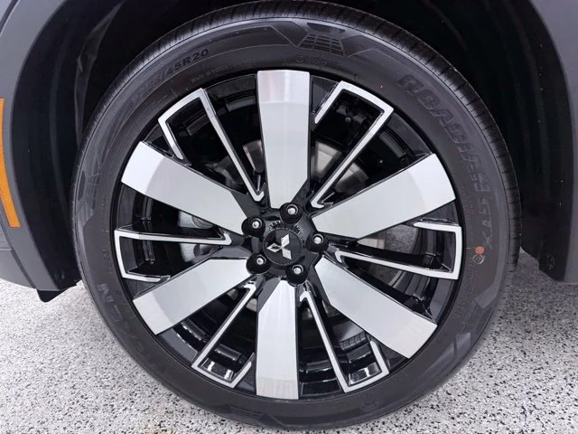 2026 Mitsubishi Outlander SE - Photo 13