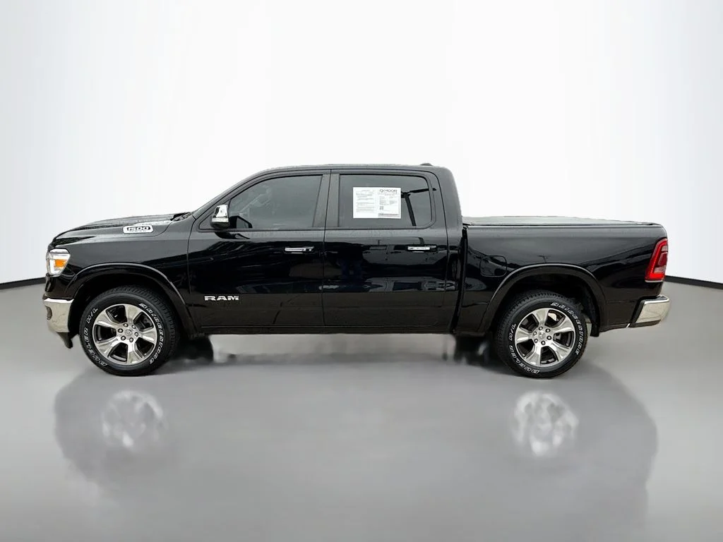 Used 2022 Diamond Black Crystal Pearlcoat Ram Laramie image 5