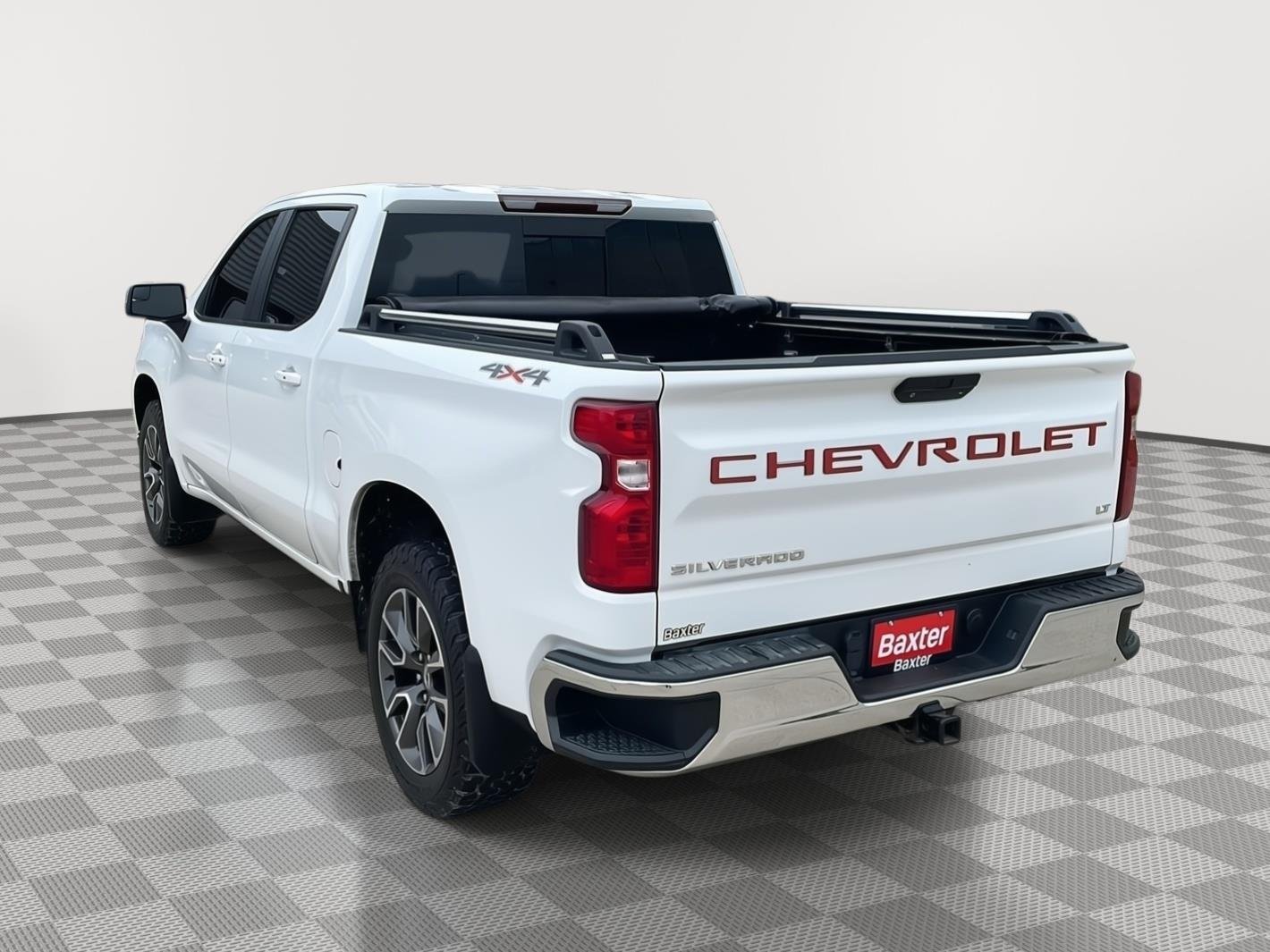 Used 2019 Summit White Chevrolet LT image 5