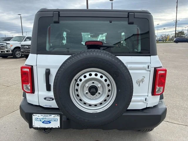 New 2026 Oxford White Ford Base image 5