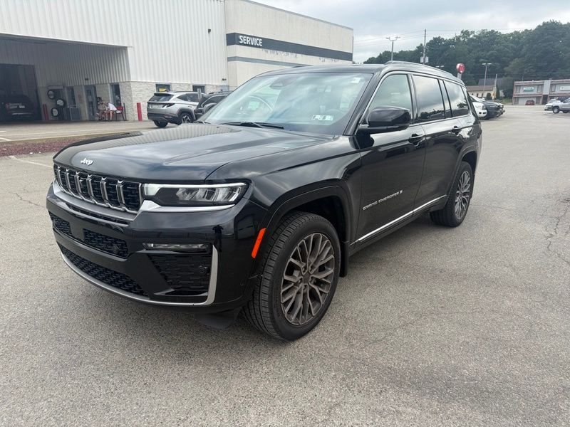 Used 2026 Black Jeep Summit image 2