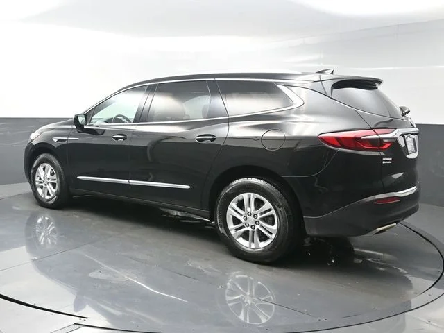 Used 2019 Black Buick Essence image 5
