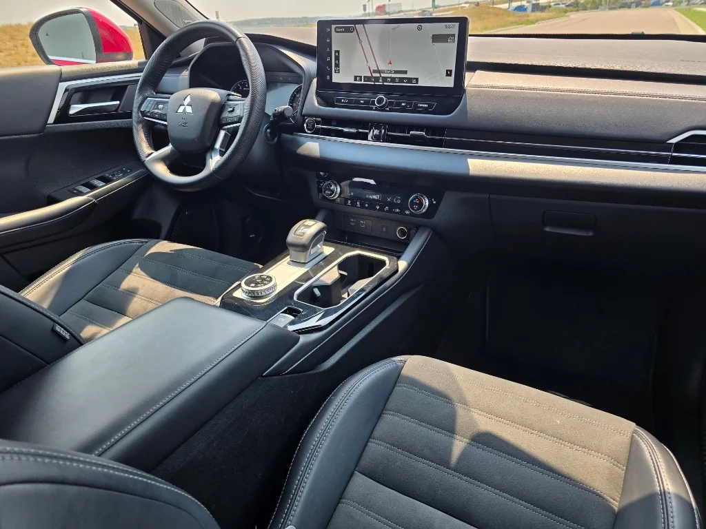 Used 2025 Red Mitsubishi Trail Edition image 29