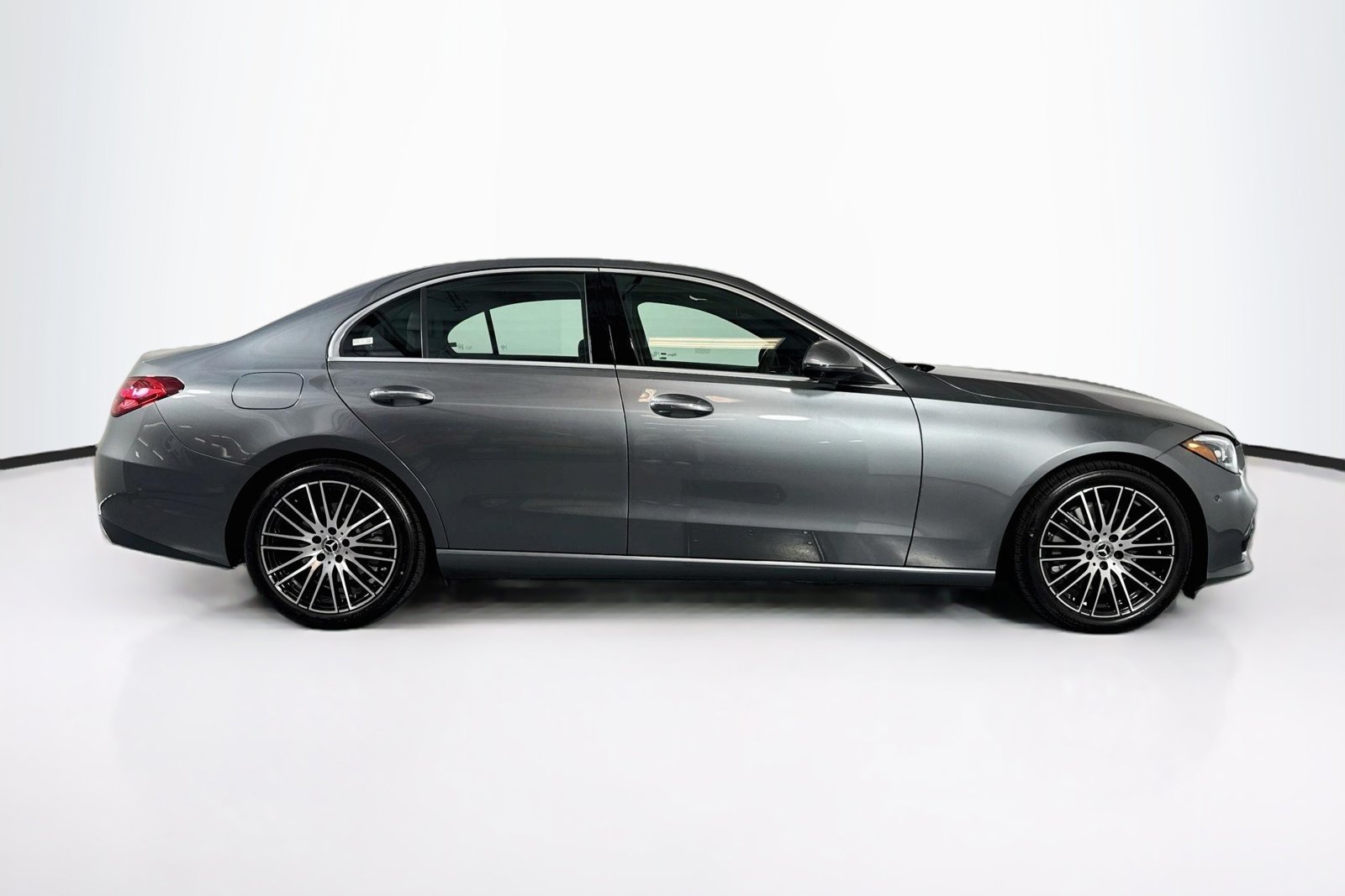 New 2026 Selenite Grey Metallic Mercedes-Benz C 300 image 4