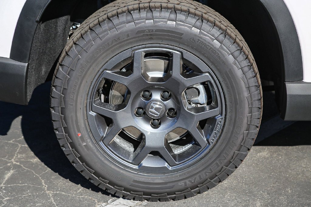 New 2026 Platinum White Pearl Honda TrailSport image 9