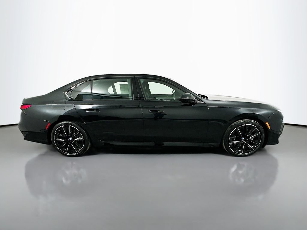 New 2026 Black Sapphire Metallic BMW 740i image 4