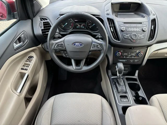 Used 2018 Red Ford SE image 12