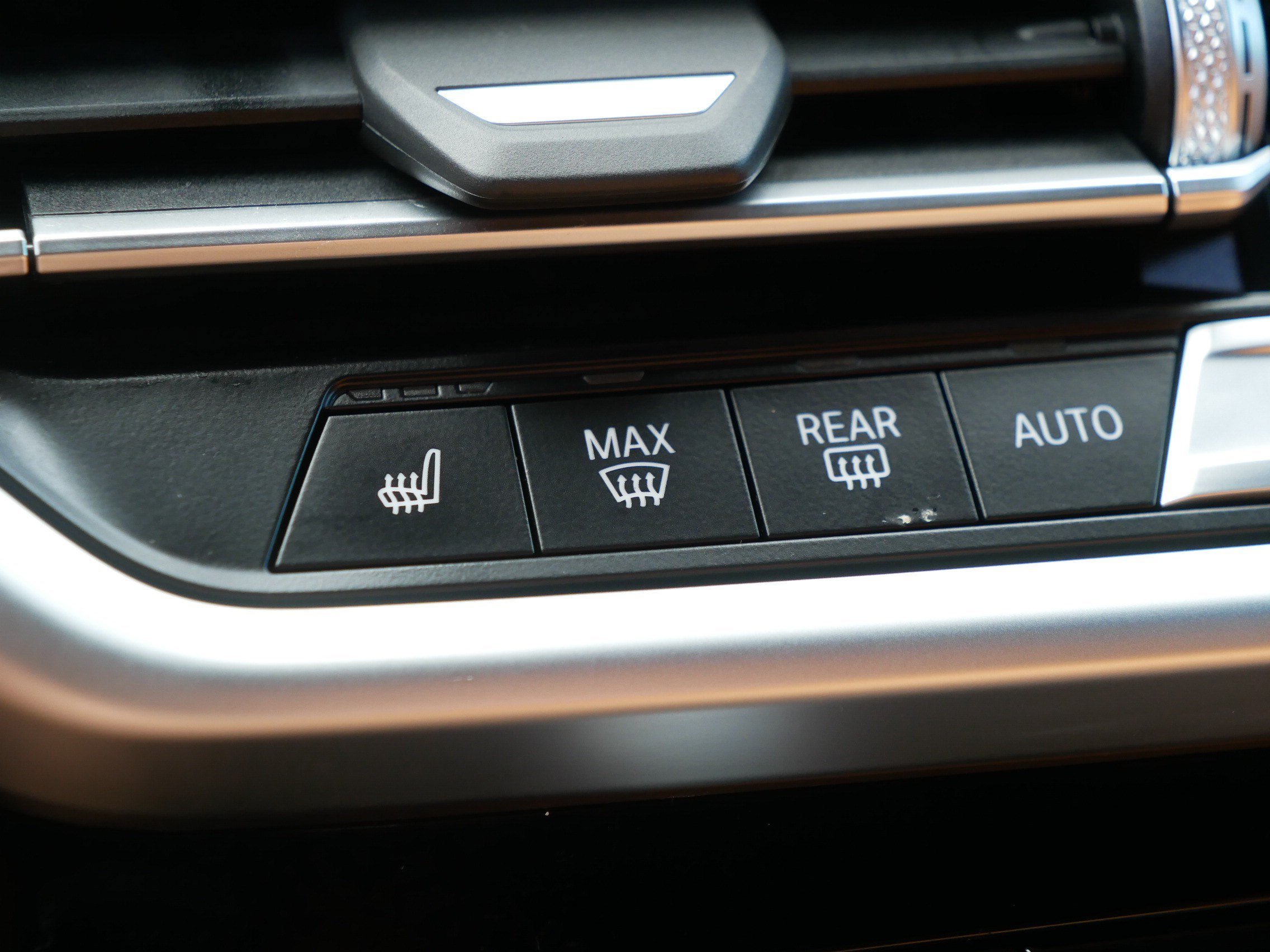 Used 2022 Phytonic Blue Metallic BMW M40i image 34