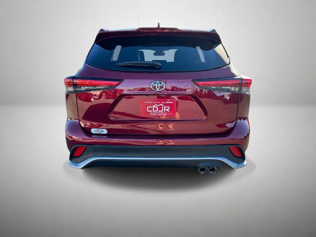 Used 2021 Red Toyota XSE image 4
