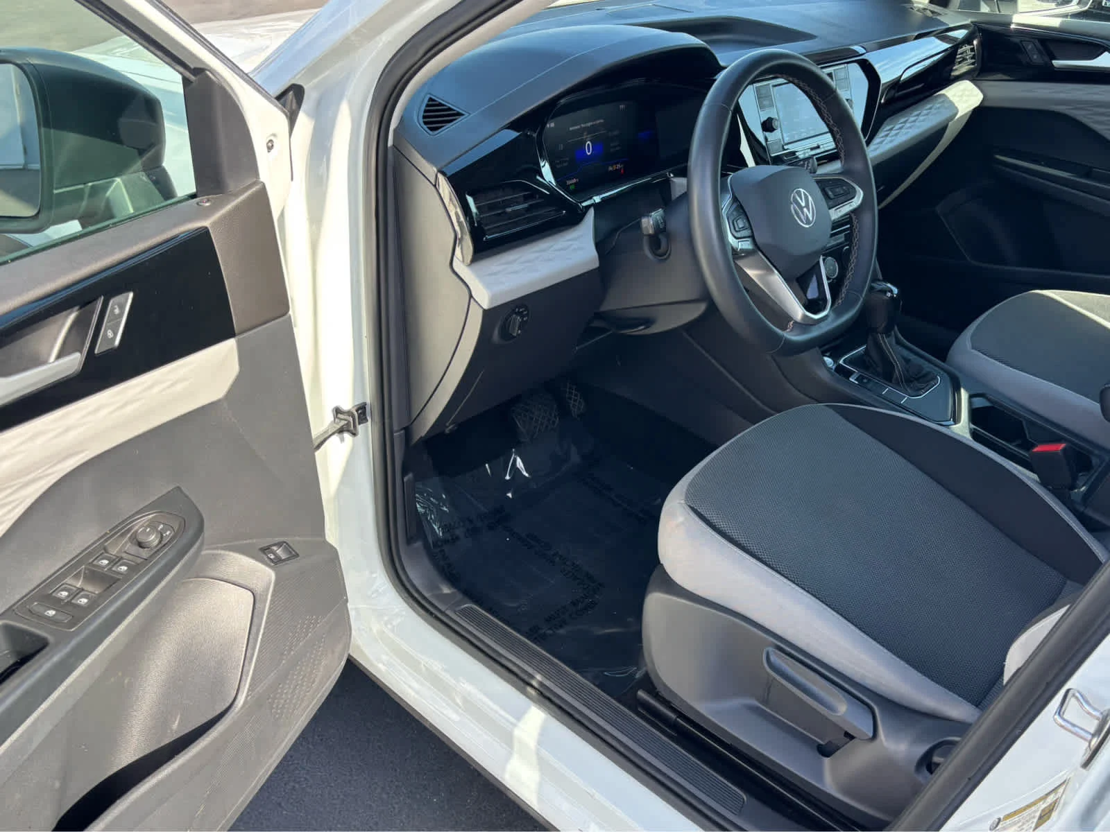 Certified Used 2023 Pure White Volkswagen S image 11