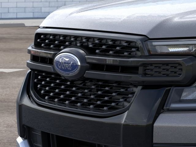 New 2026 Carbonized Gray Metallic Ford XLT image 17
