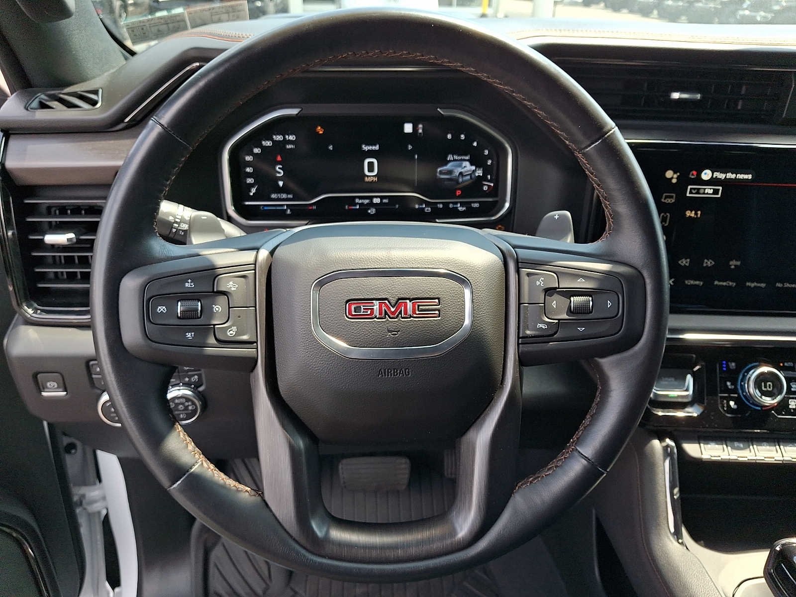 Used 2022 Summit White GMC AT4 image 19