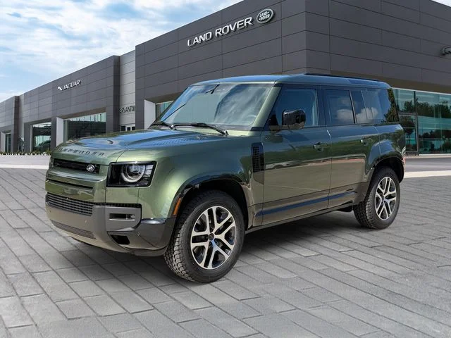 2026 Land Rover Defender 110 X-Dynamic SE