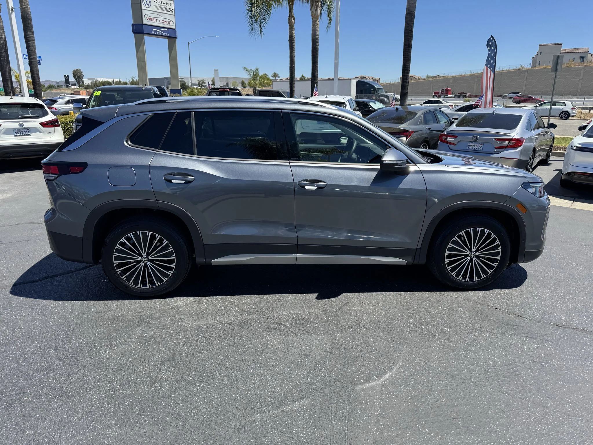 Used 2026 Platinum Gray Metallic Volkswagen S image 9