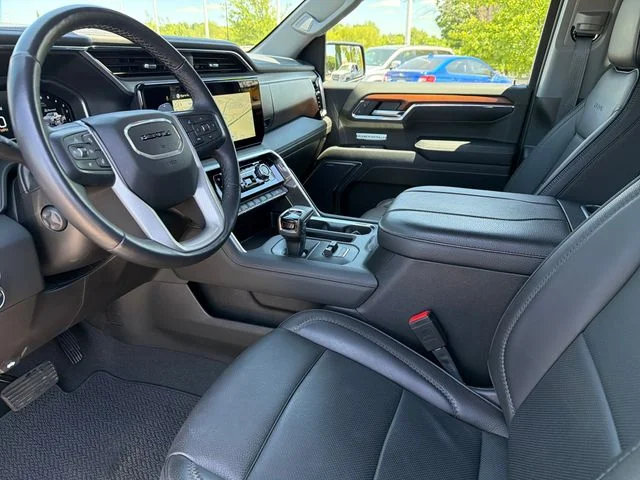Used 2023 Black GMC Denali image 19