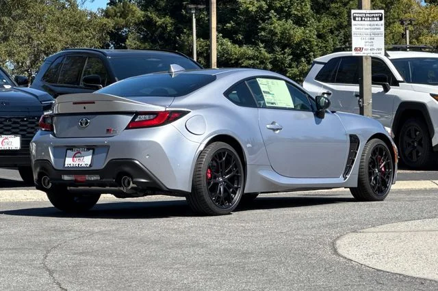 New 2026 Steel Toyota  Premium AT image 4
