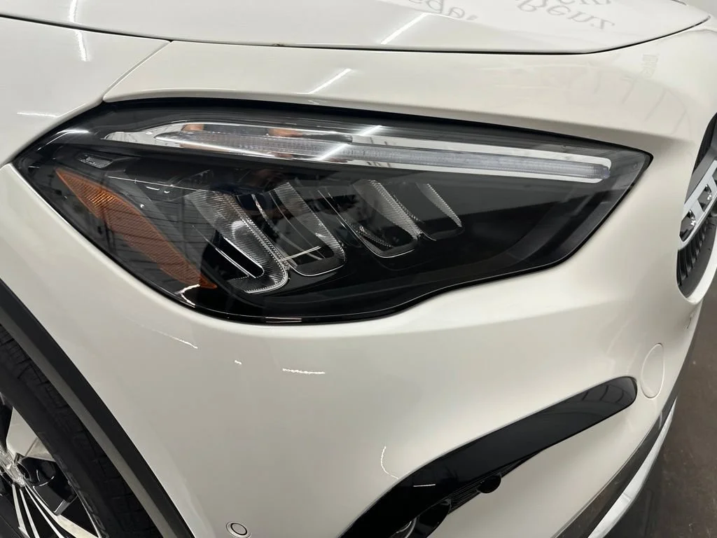 New 2026 White Mercedes-Benz GLA 250 image 10