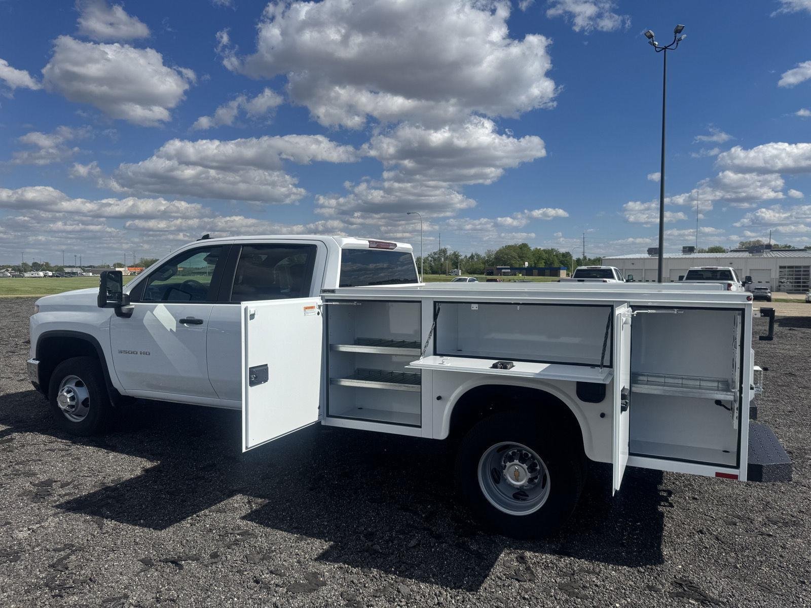 New 2026 Summit White Chevrolet Work Truck image 2