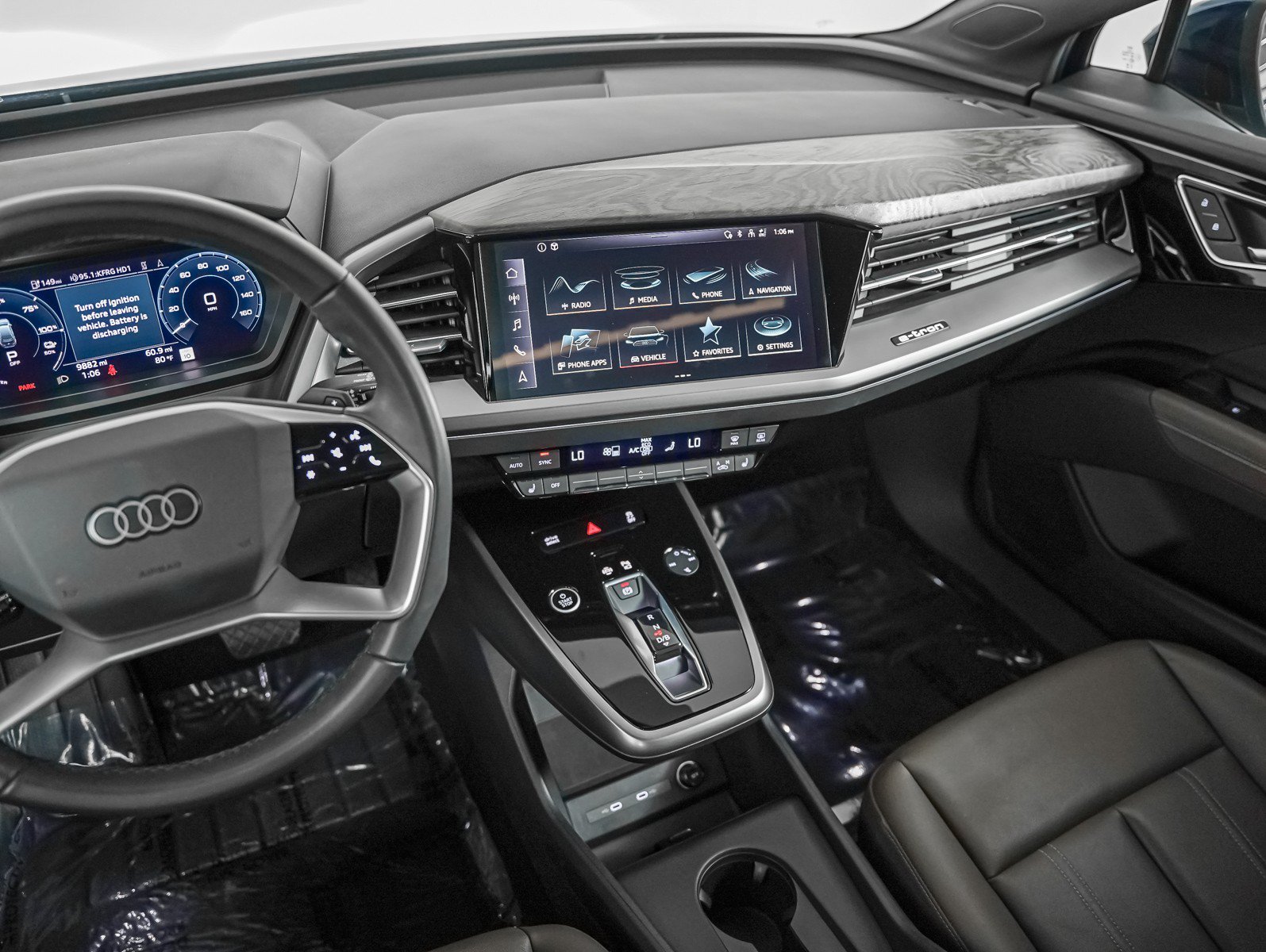 Used 2025 Navarra Blue Audi Premium image 13